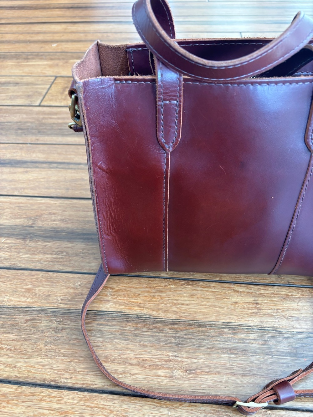 Portland Leather Cognac Medium Lola Crossbody Tote Bag Adjustable Strap - Picture 8 of 8